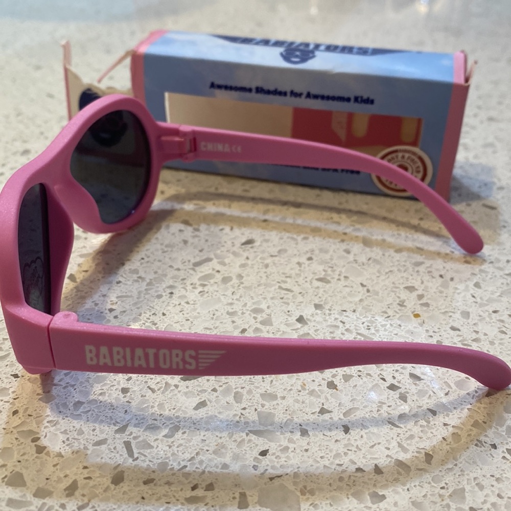 NIB Babiators Pink Ages 3-5 - Picture 2 of 3